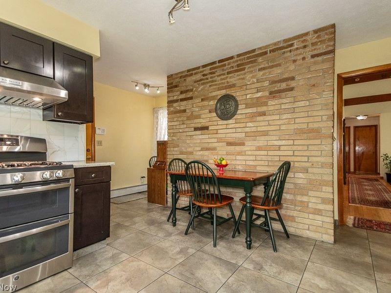 6811 Drexel Drive, Seven Hills, OH 44131 Photo 27