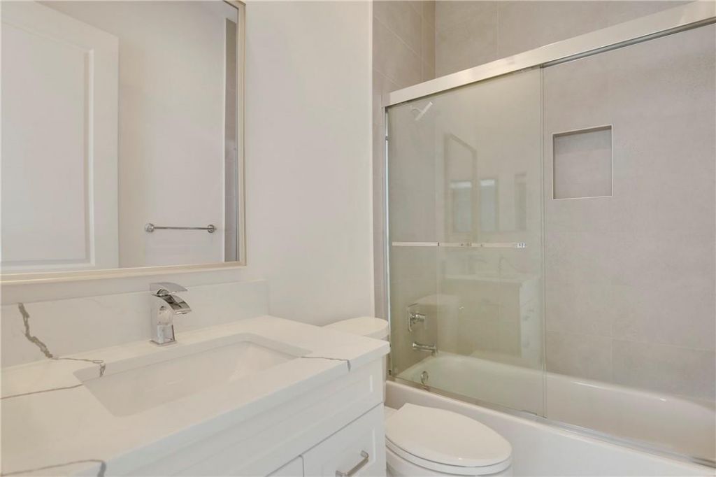 180 NE 6th Avenue, Unit F, Delray Beach, FL 33483 Photo