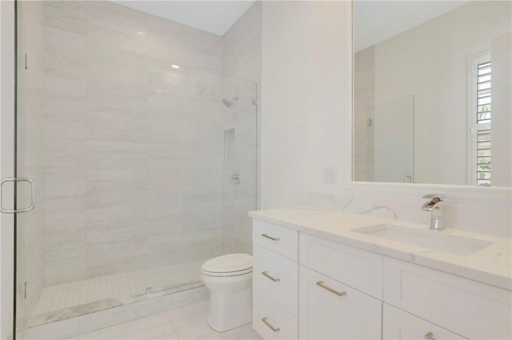 180 NE 6th Avenue, Unit F, Delray Beach, FL 33483 Photo