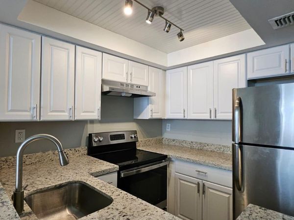 700 Executive Center Drive, Unit 23, West Palm Beach, FL 33401