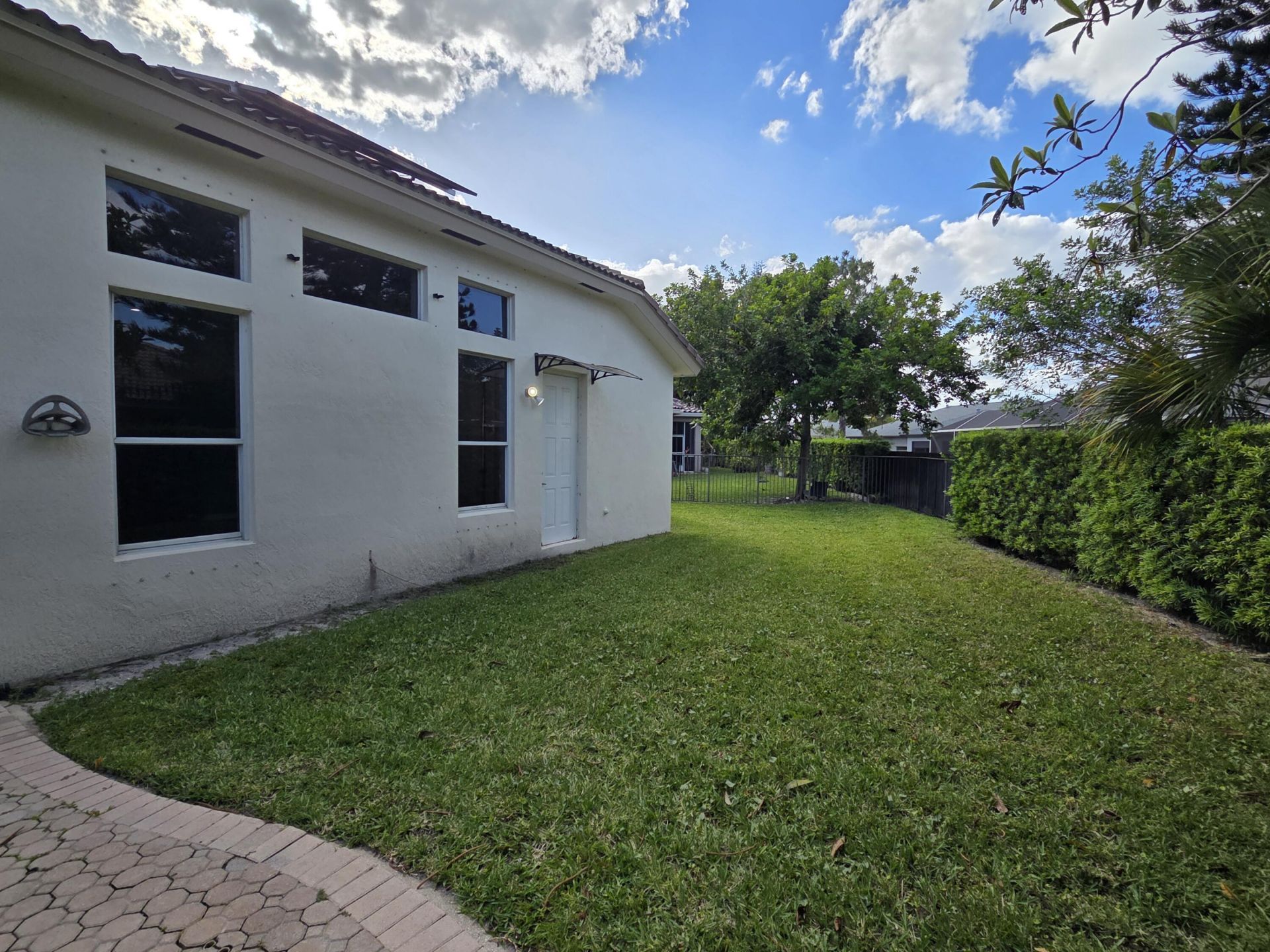 2926 E Fontana Court, Royal Palm Beach, FL 33411 Photo