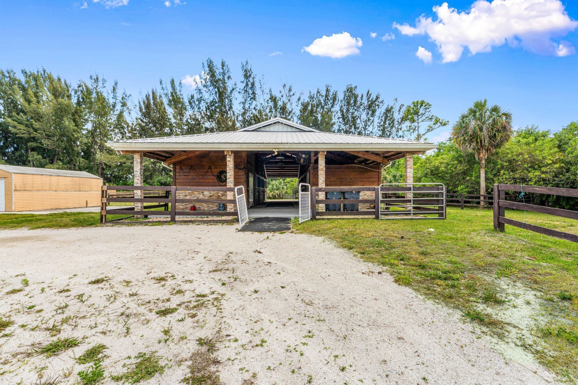 19482 Green Grove Court, Loxahatchee, FL 33470 Photo