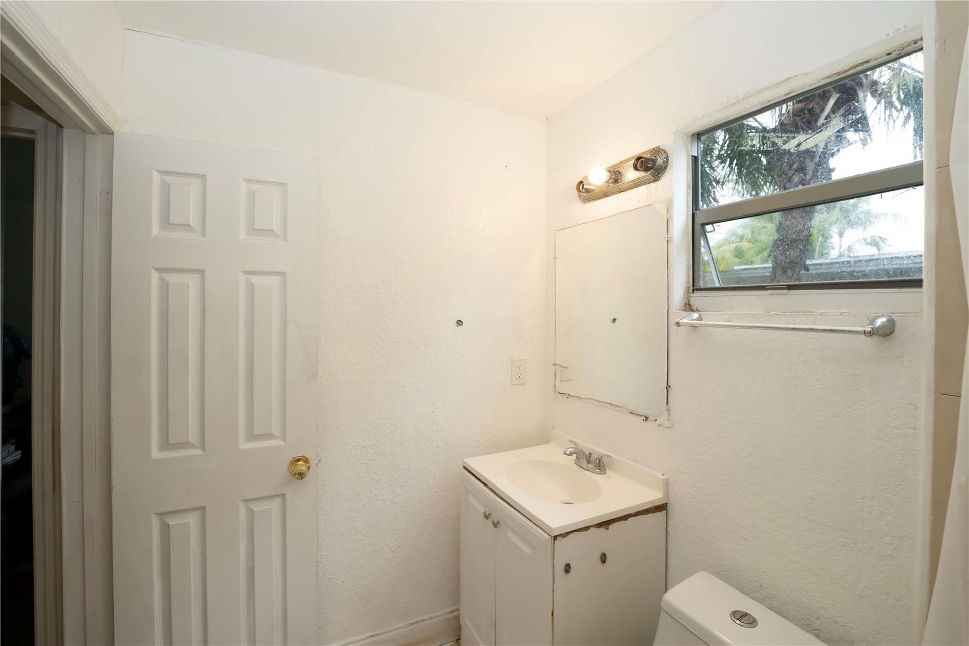 624 51st Street, West Palm Beach, FL 33407 Photo