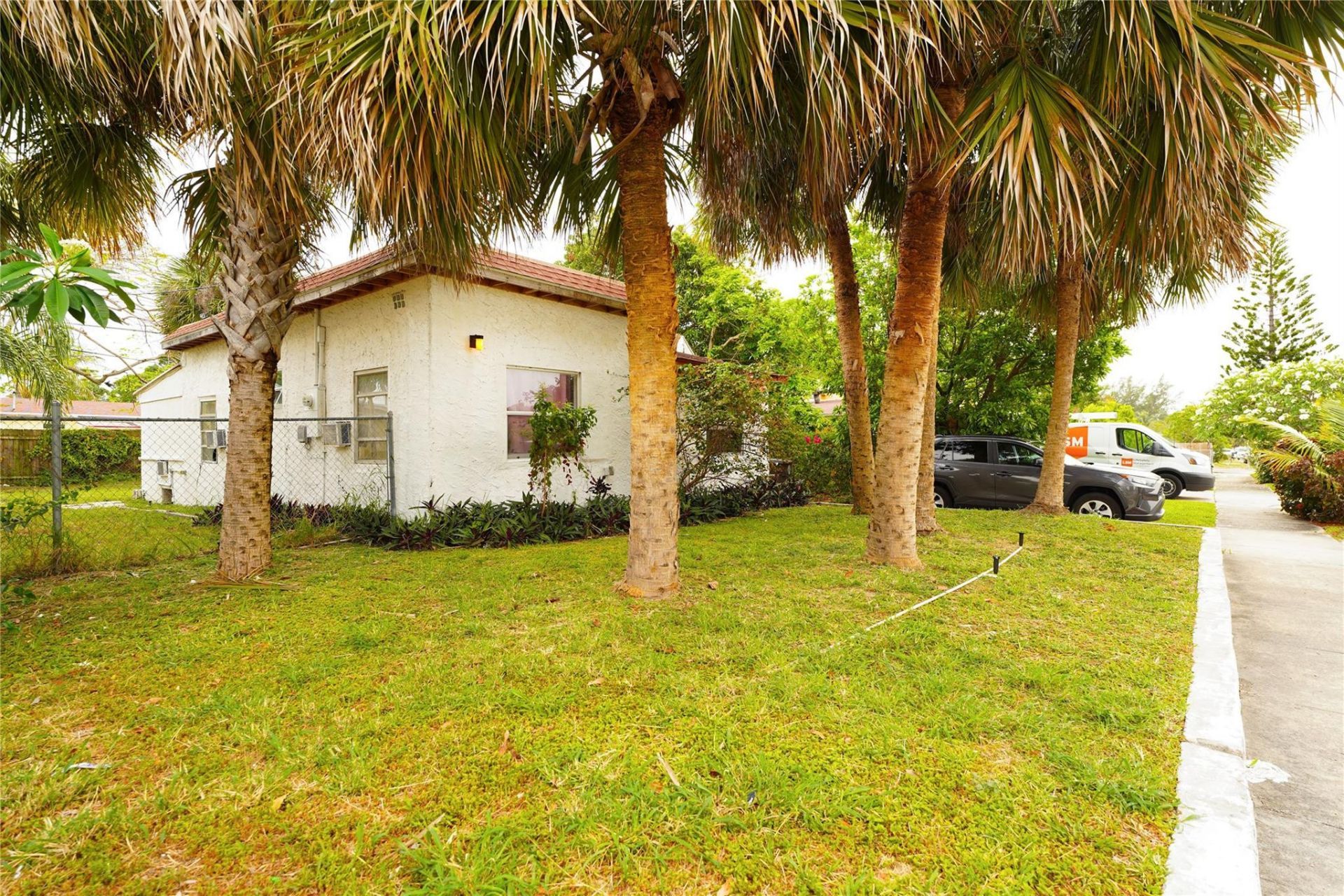 624 51st Street, West Palm Beach, FL 33407 Photo