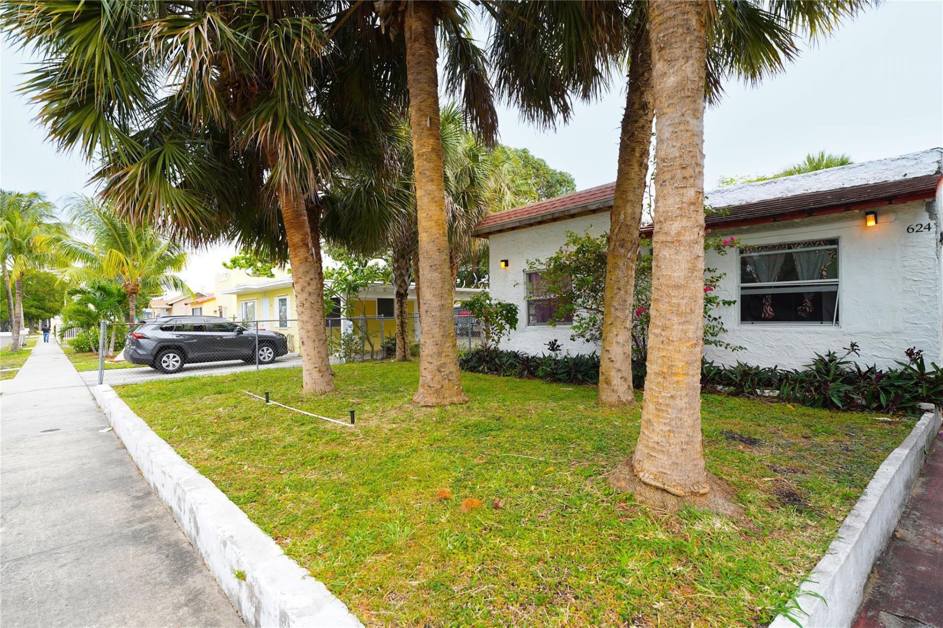 624 51st Street, West Palm Beach, FL 33407 Photo