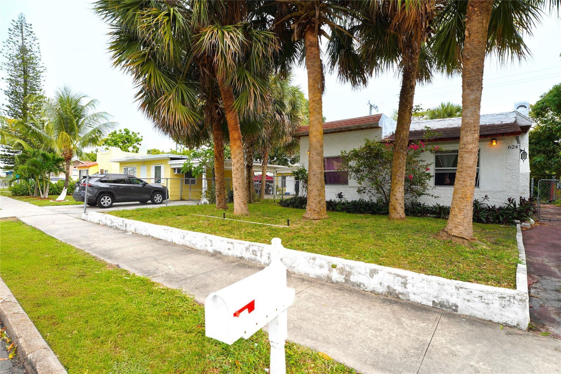 624 51st Street, West Palm Beach, FL 33407 Photo