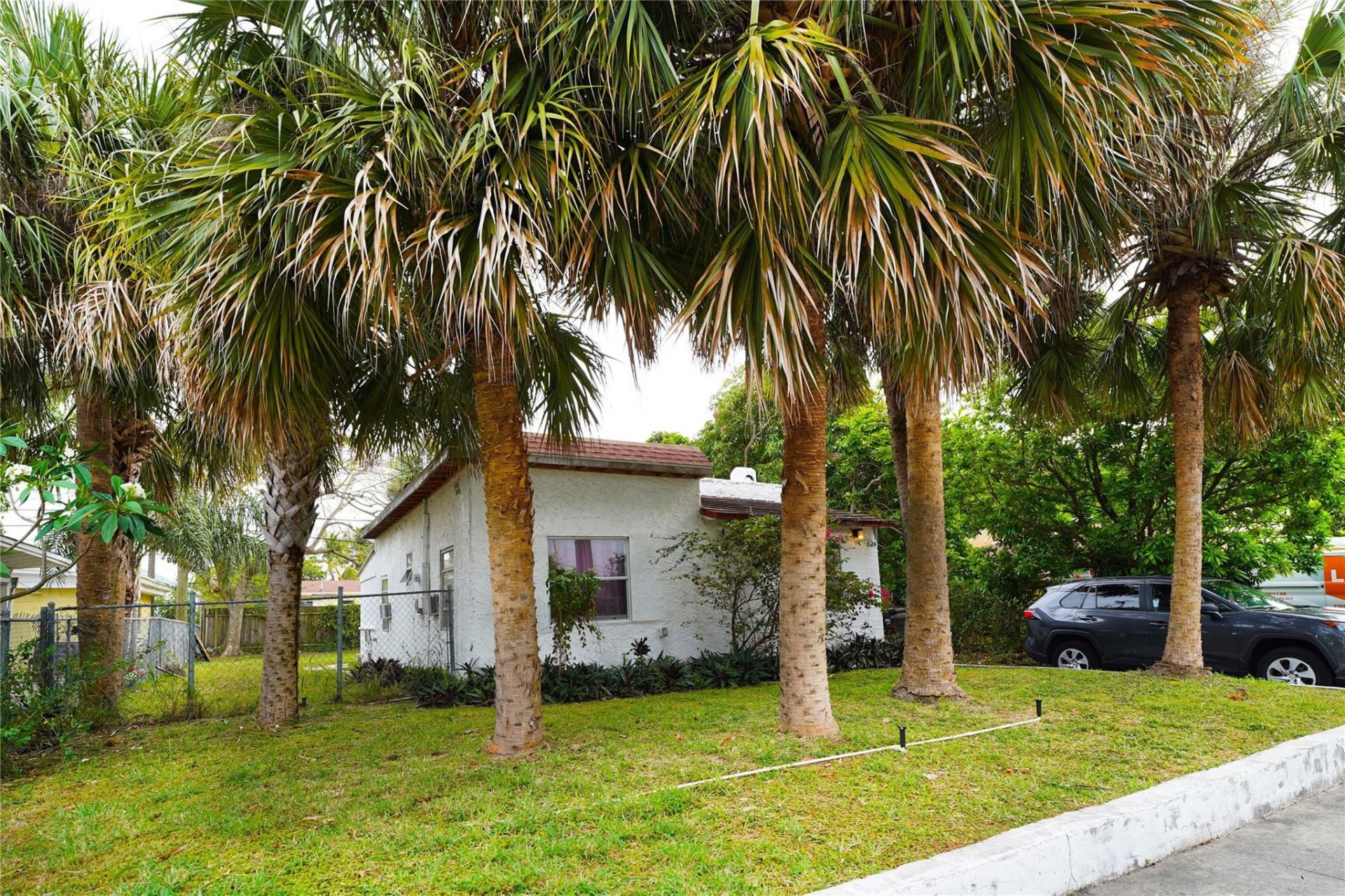 624 51st Street, West Palm Beach, FL 33407 Photo