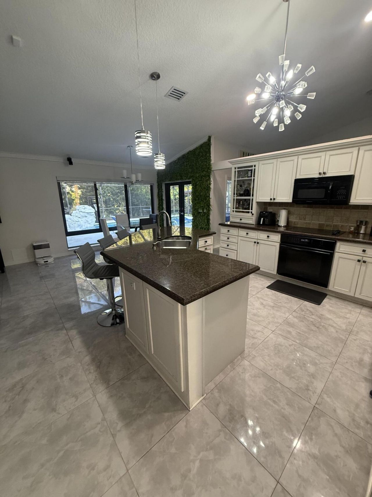 7670 Live Oak Drive, Coral Springs, FL 33065 Photo