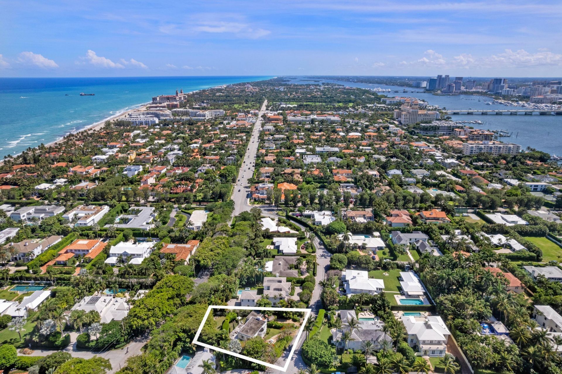 357 Crescent Drive, Palm Beach, FL 33480 Photo
