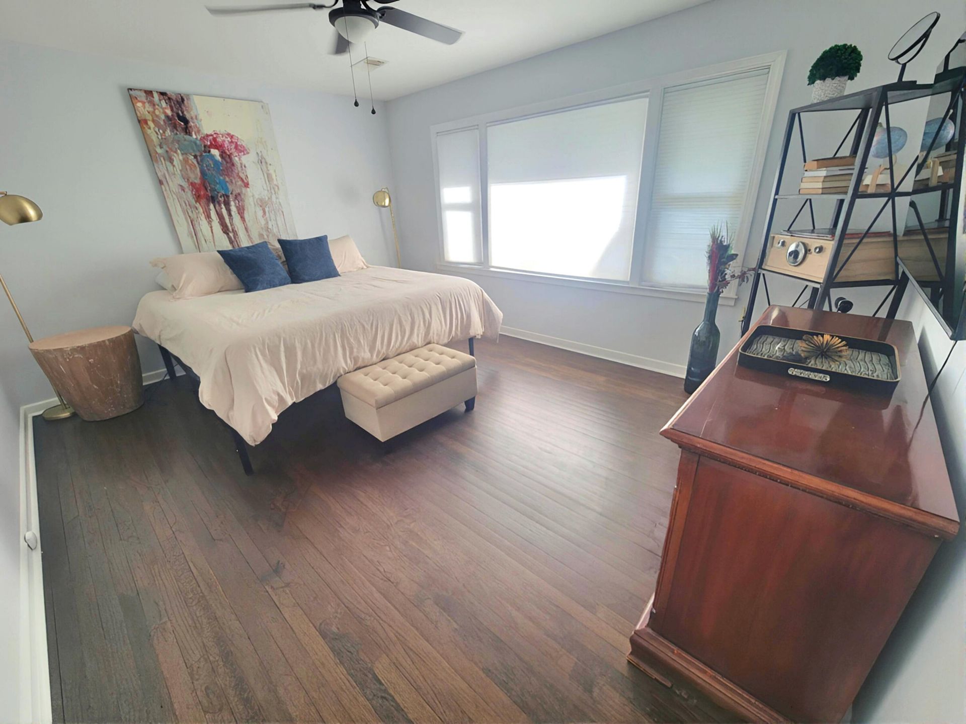 1149 Bradford Avenue Photo 4