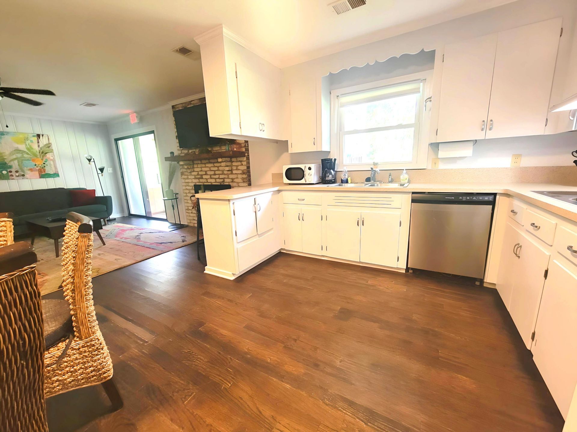 1149 Bradford Avenue Photo 6