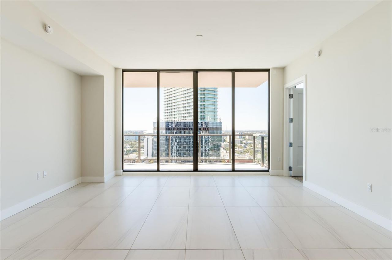 275 1st Avenue South , Unit 2208, Saint Petersburg, FL 33701 Photo