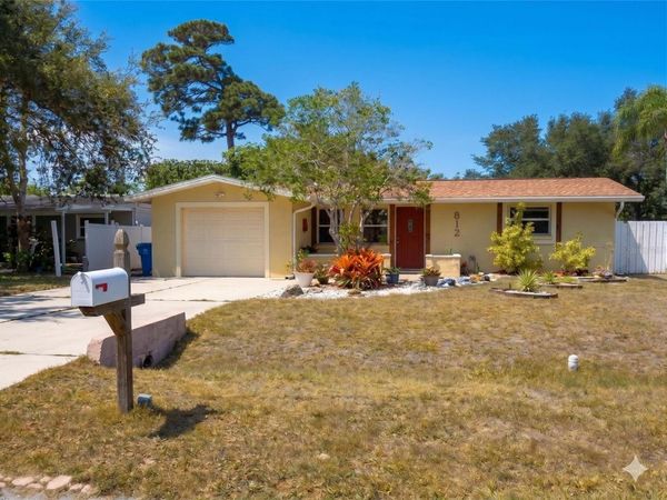 812 GUILD DRIVE , VENICE, FL 34285