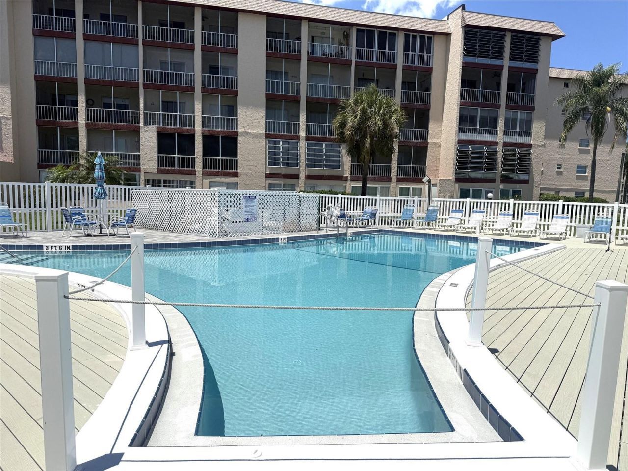3915 Lake Bayshore Drive , Unit 306, Bradenton, FL 34205 Photo