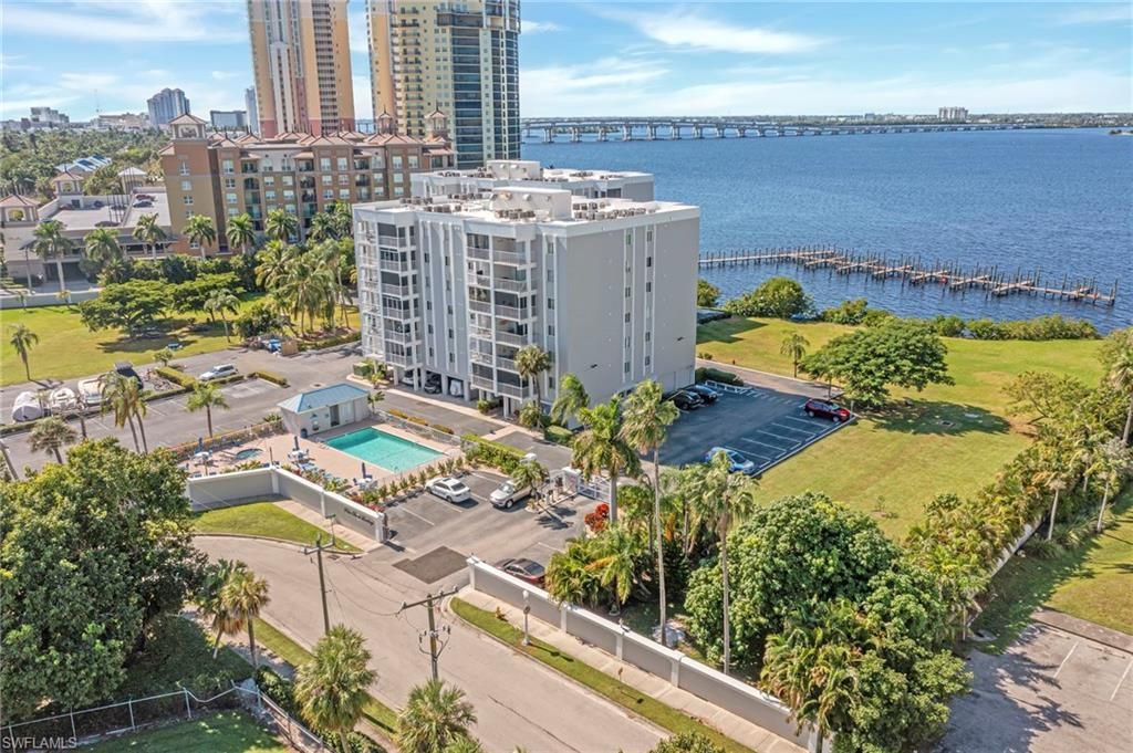2875 Palm Beach Blvd, Unit 205, Fort Myers, FL 33916 Photo