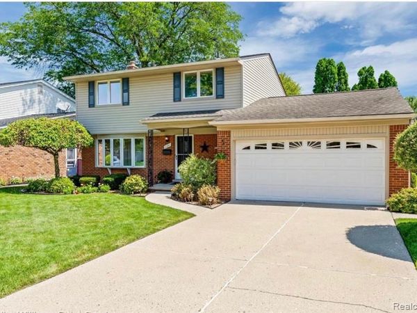 31346 Shaw Drive, Warren, MI 48093