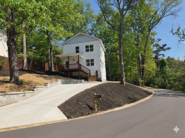 708 East Avenue, Chattanooga, TN 37411