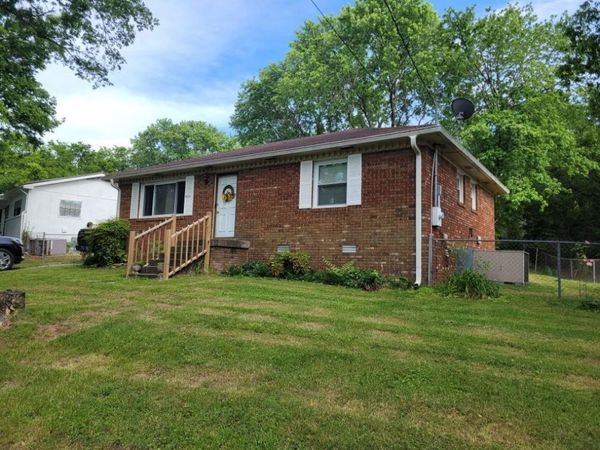 433 Malvin St , Gallatin, TN 37066