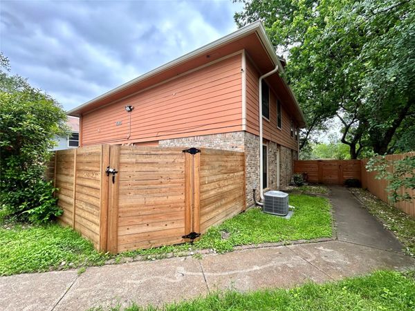 6005 Cougar DR, Unit A, Austin, TX 78745