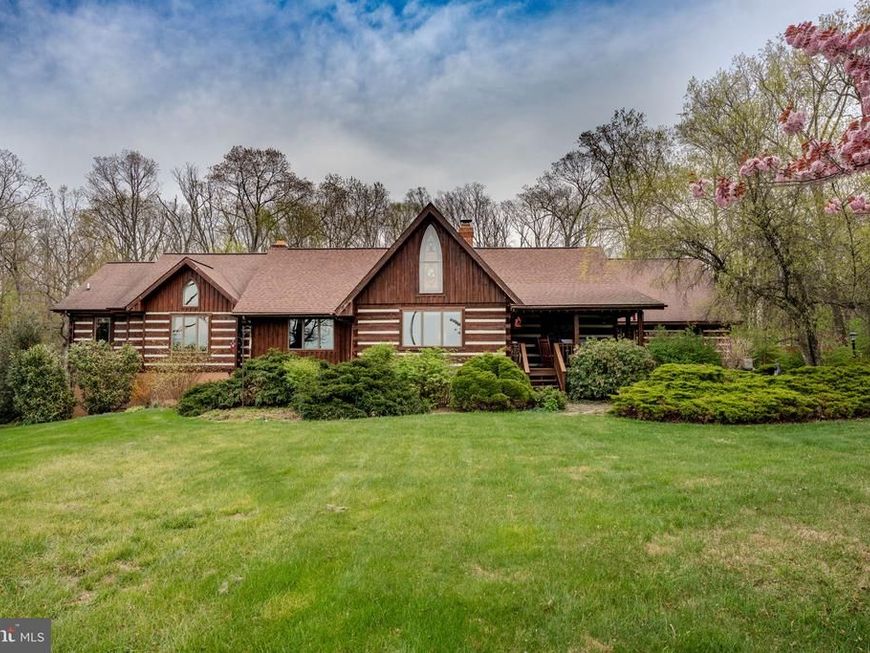 1720 Charles Ray Acres Drive, Sykesville, MD 21784 Main Photo