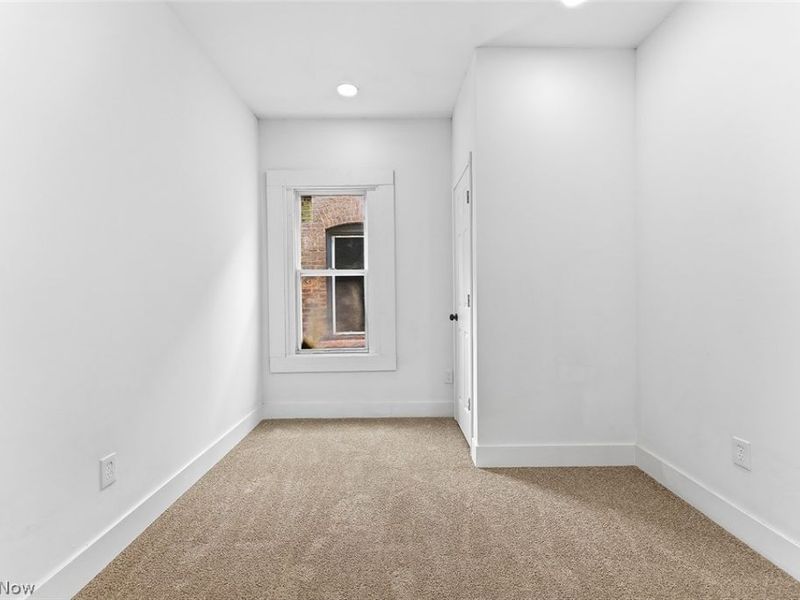 7609 Superior Avenue, Cleveland, OH 44103 Photo 36