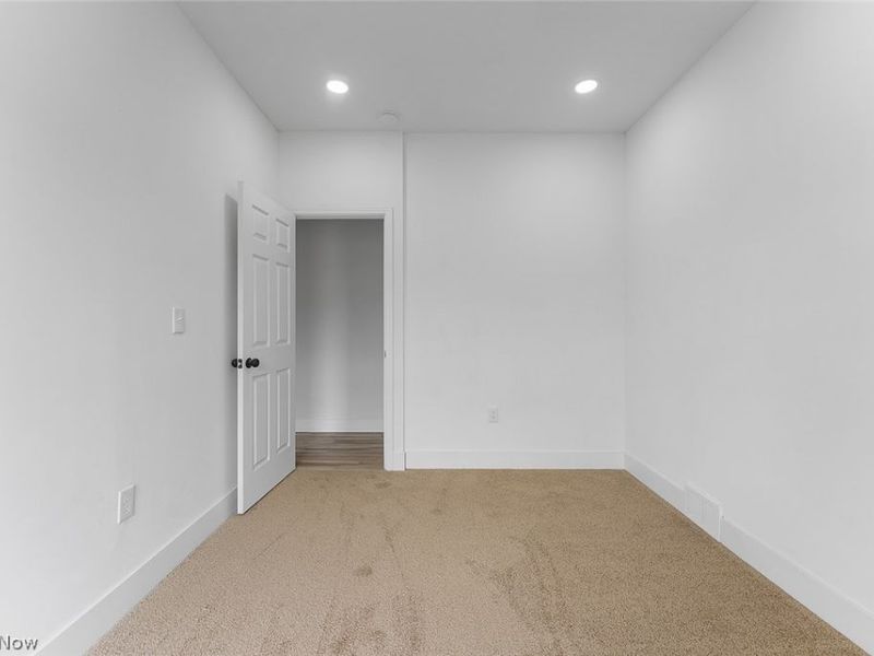 7609 Superior Avenue, Cleveland, OH 44103 Photo 37
