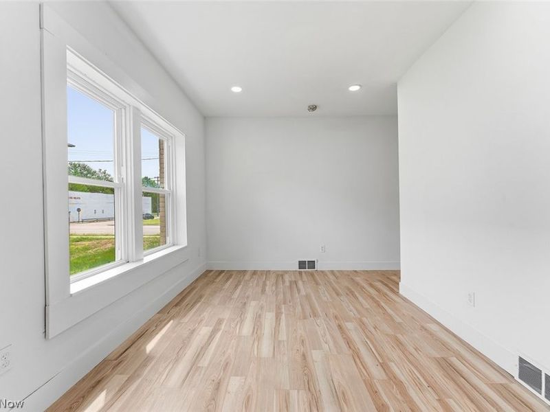 7609 Superior Avenue, Cleveland, OH 44103 Photo 8