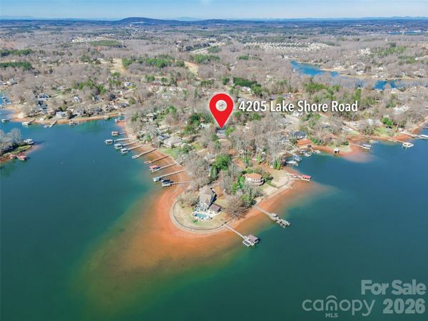 4205 Lake Shore Road S, Denver, NC 28037