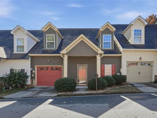 2826 Fox Wood Lane, Gainesville, GA 30504