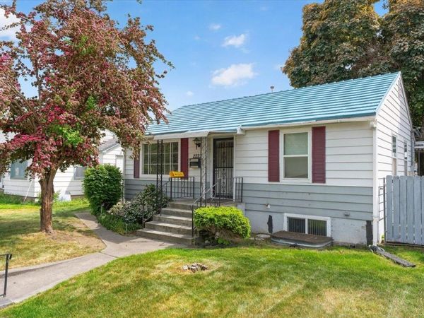 2223 W Broad Ave, Spokane, WA 99205