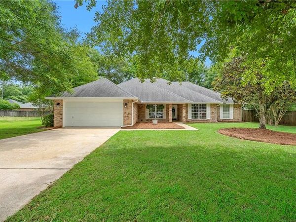 25379 N Sunset Court, Loxley, AL 36551