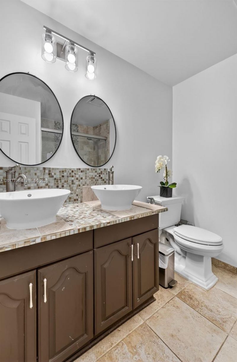 9315 SW 172nd Ter, Palmetto Bay, FL 33157 Photo