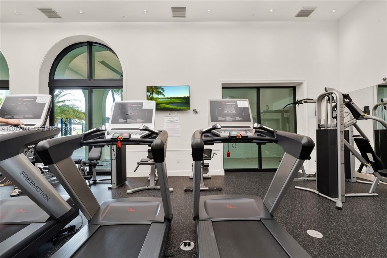 1300 Ponce De Leon Blvd , Unit 703, Coral Gables, FL 33134 Photo