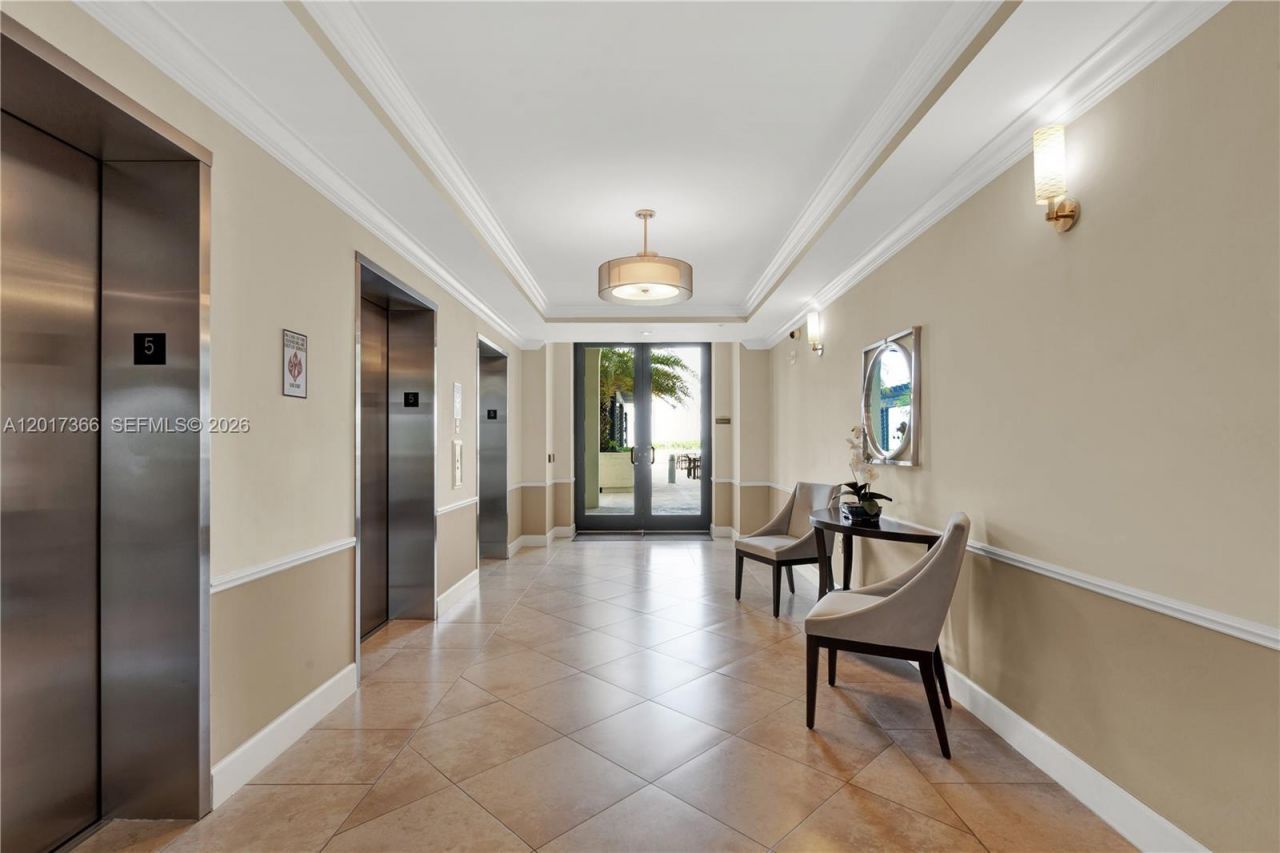 1300 Ponce De Leon Blvd , Unit 703, Coral Gables, FL 33134 Photo