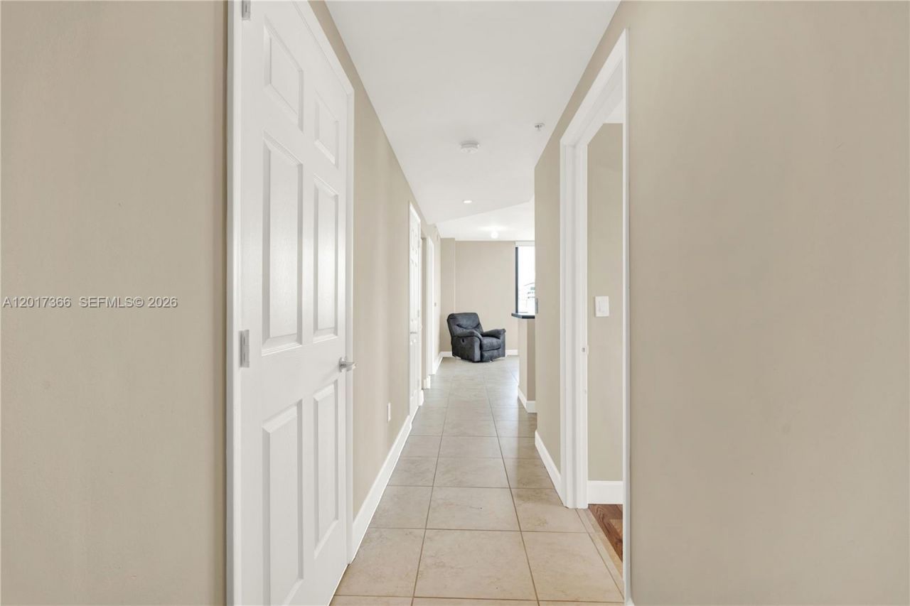 1300 Ponce De Leon Blvd , Unit 703, Coral Gables, FL 33134 Photo