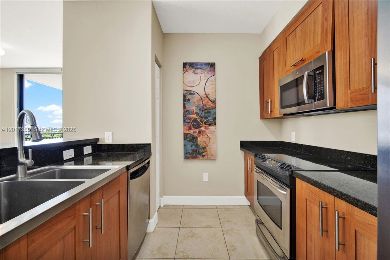 1300 Ponce De Leon Blvd , Unit 703, Coral Gables, FL 33134 Photo