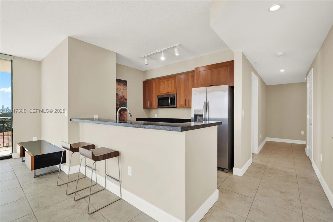 1300 Ponce De Leon Blvd , Unit 703, Coral Gables, FL 33134 Photo