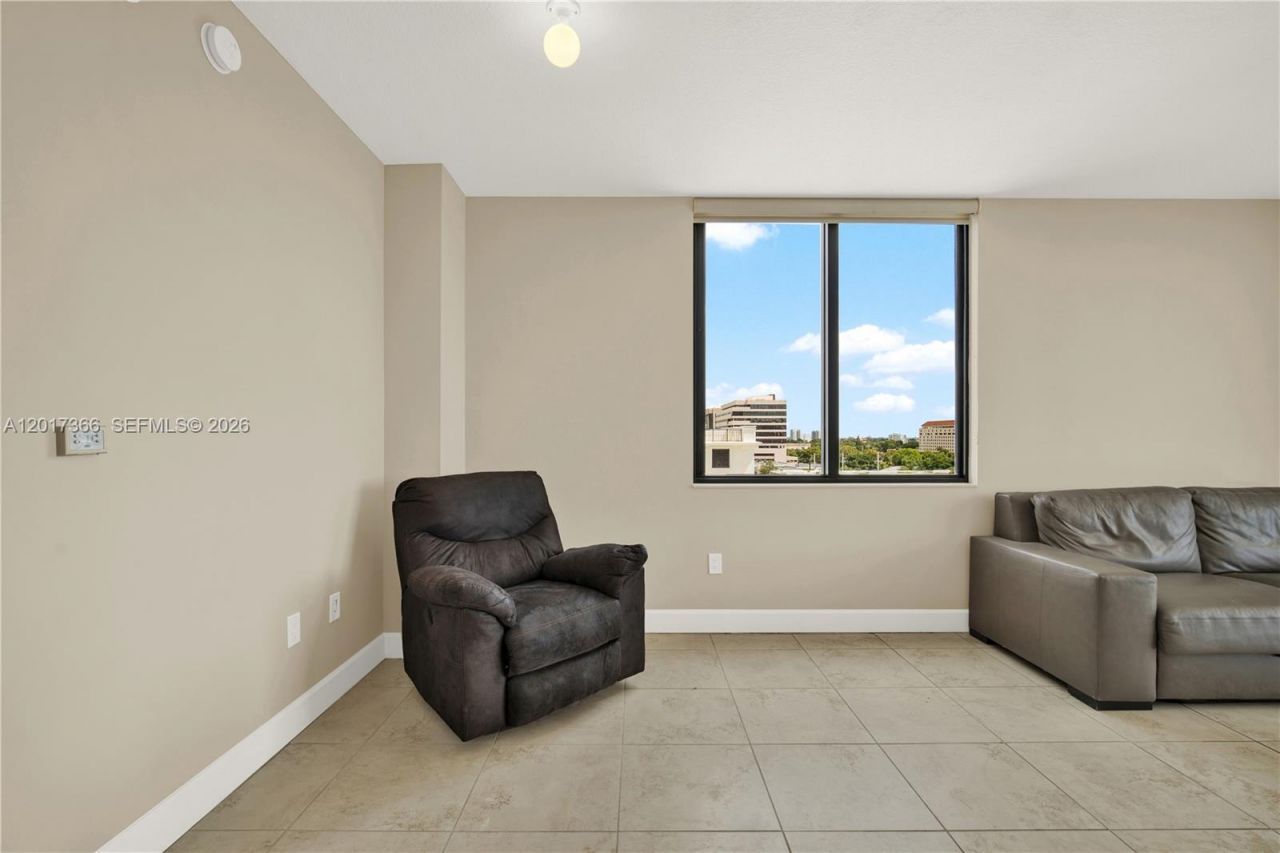 1300 Ponce De Leon Blvd , Unit 703, Coral Gables, FL 33134 Photo