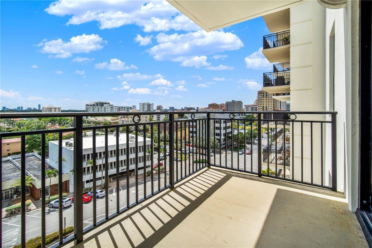 1300 Ponce De Leon Blvd , Unit 703, Coral Gables, FL 33134 Photo