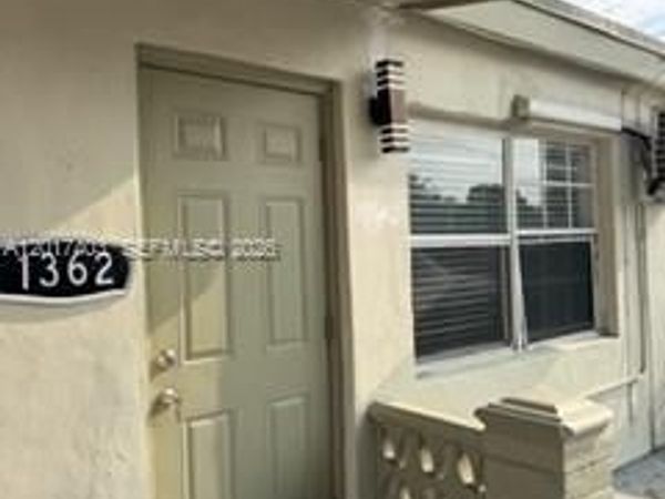 1362 NE 145th St , Unit 1362, Miami, FL 33161