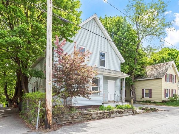 15 Redman Pl, Fitchburg, MA 01420