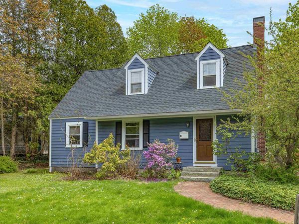 26 Edgewood Road, Durham, NH 03824