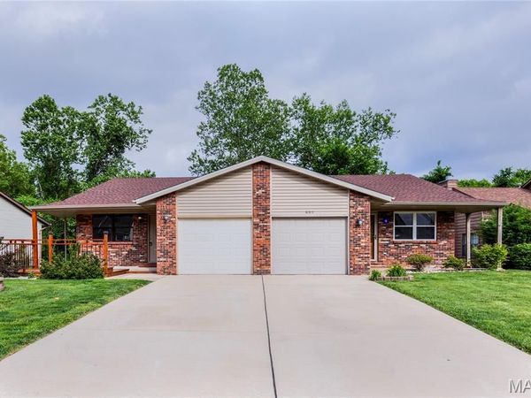 885 Lester Avenue, Collinsville, IL 62234