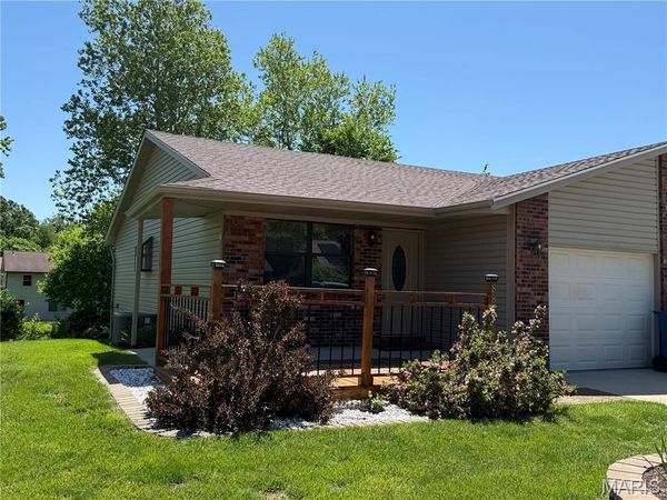 885 Lester Avenue , Collinsville, IL 62234