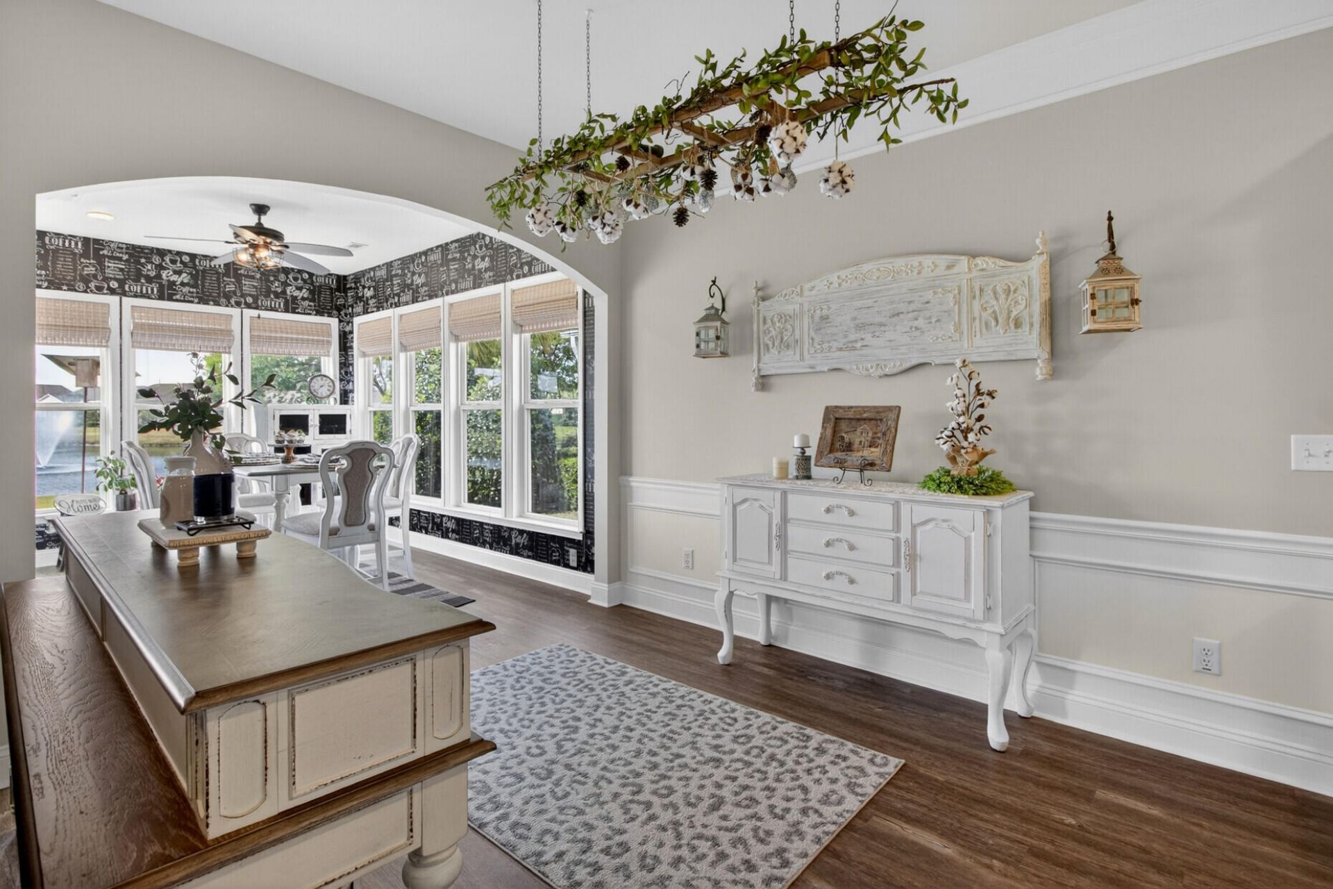 510 Tranquil Waters Way Photo 18