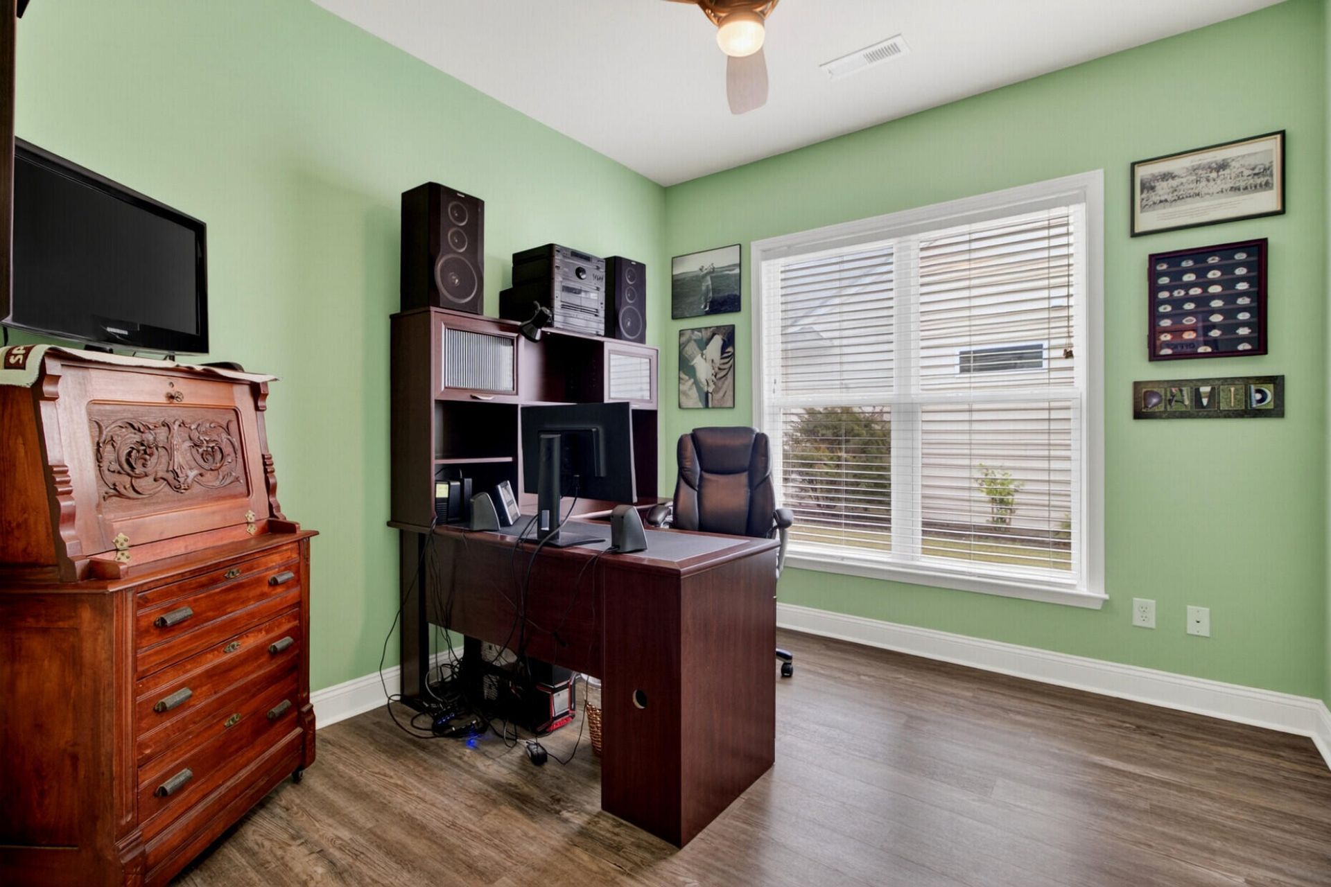 510 Tranquil Waters Way Photo 23