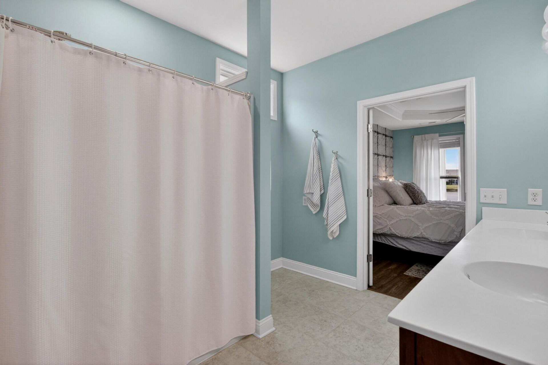 510 Tranquil Waters Way Photo 30