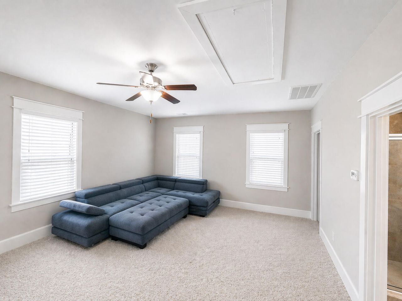 2584 Josiah Street Photo 23