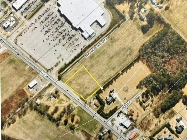 Hwy 711 Highway, Pembroke, NC 28372