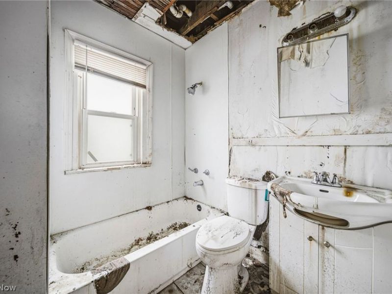 4150 E 142nd Street, Cleveland, OH 44128 Photo 13
